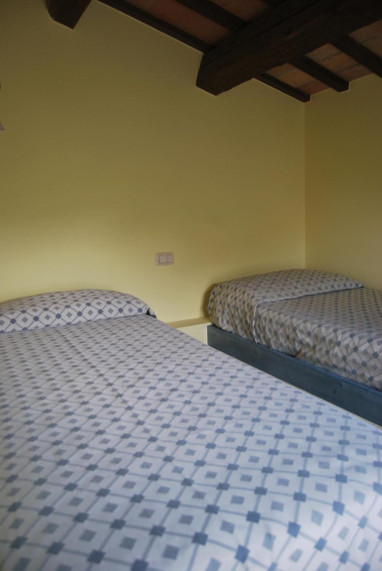 Cadabo Villa Montecarotto Bilik gambar